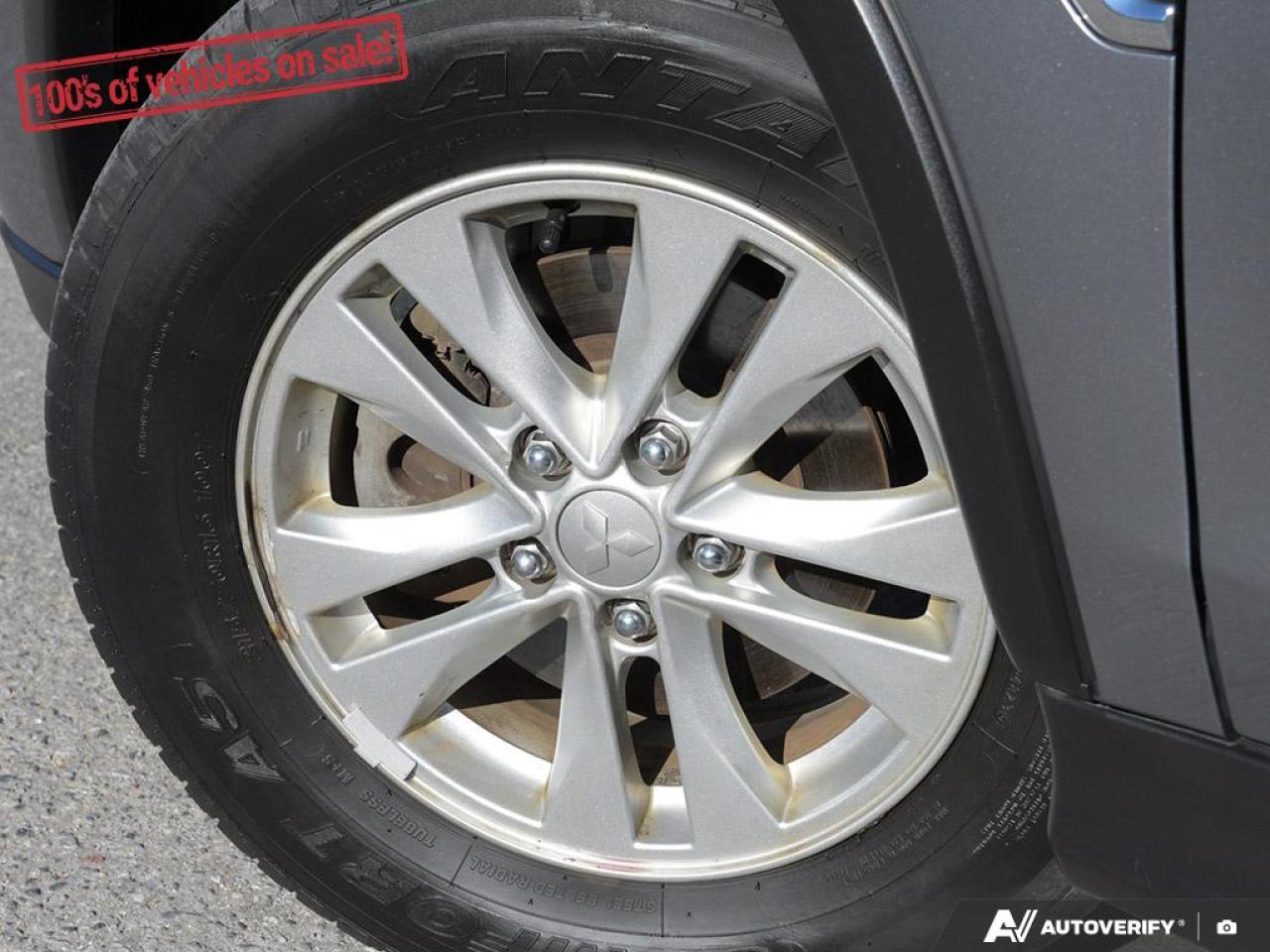 2022 Mitsubishi RVR SE