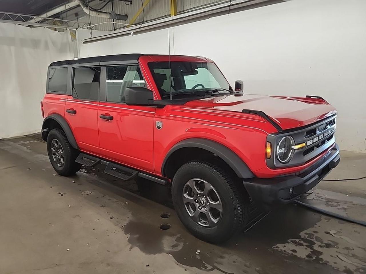 2022 Ford Bronco Big Bend Photo