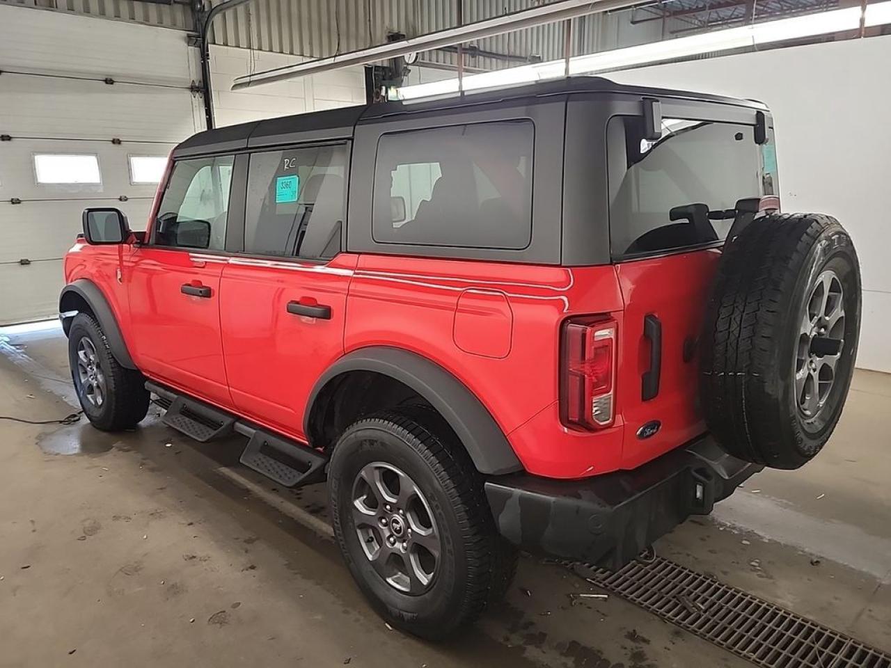 2022 Ford Bronco Big Bend Photo4