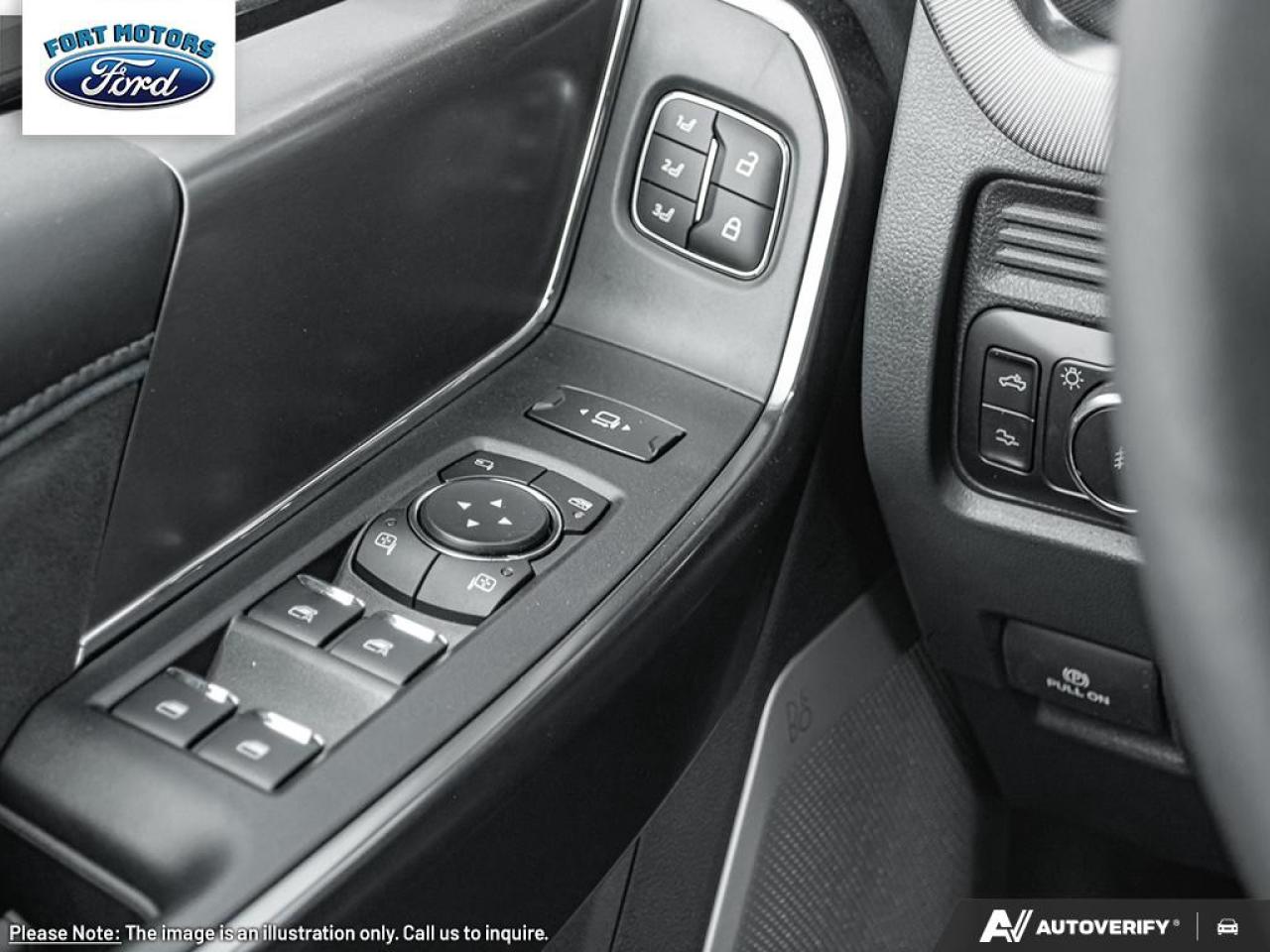 2026 Ford SUPERDUTY F-350® Platinum® Photo5