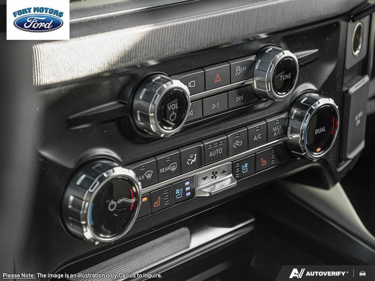 2026 Ford SUPERDUTY F-350® Platinum® Photo5