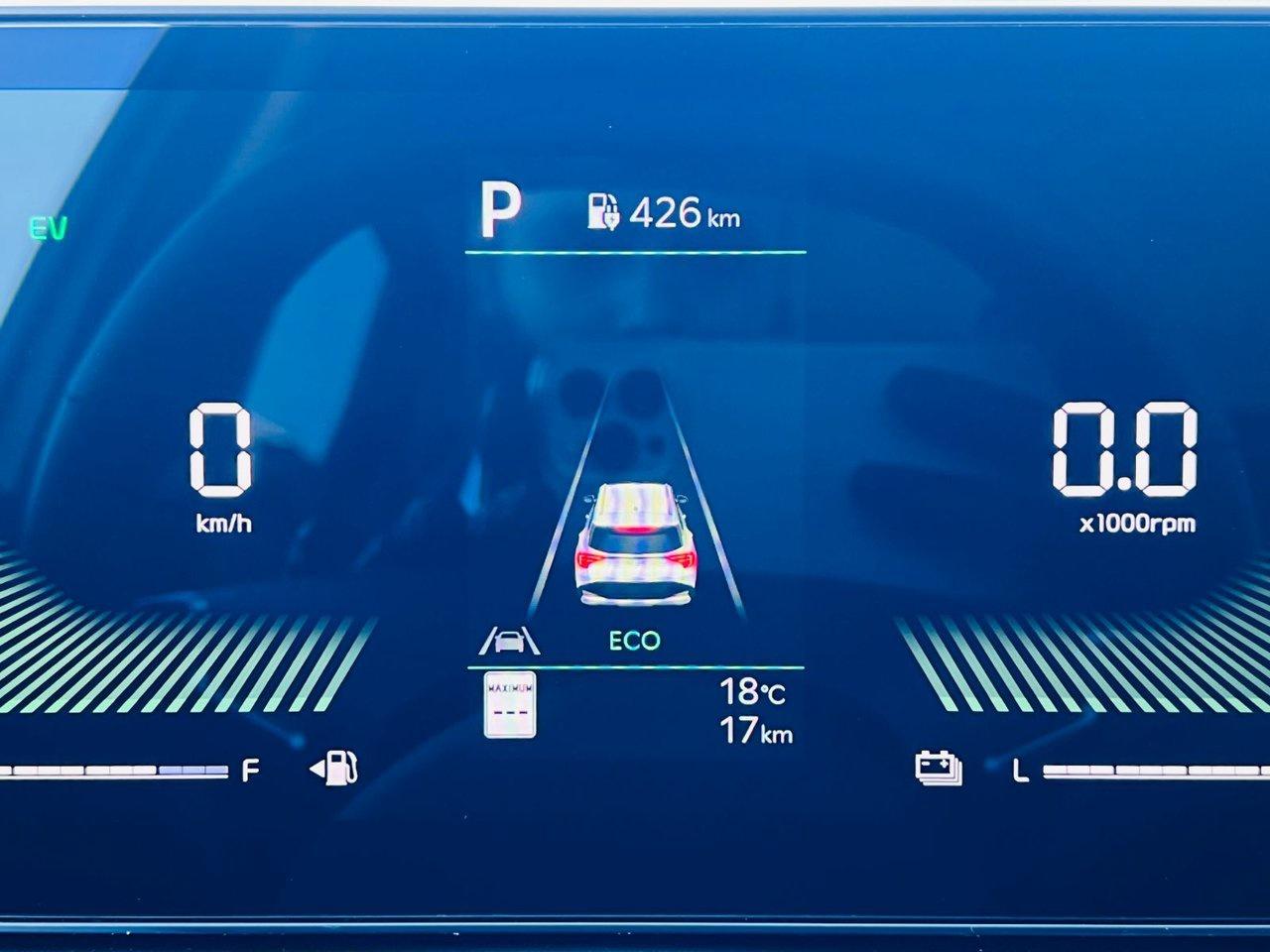 2026 Kia Sportage PHEV EX Photo