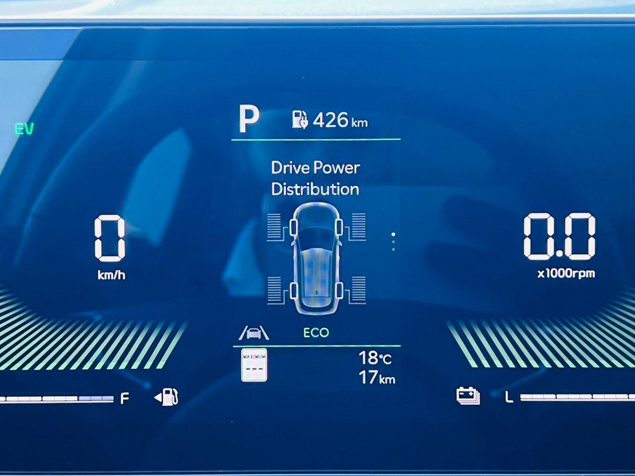 2026 Kia Sportage PHEV EX Photo