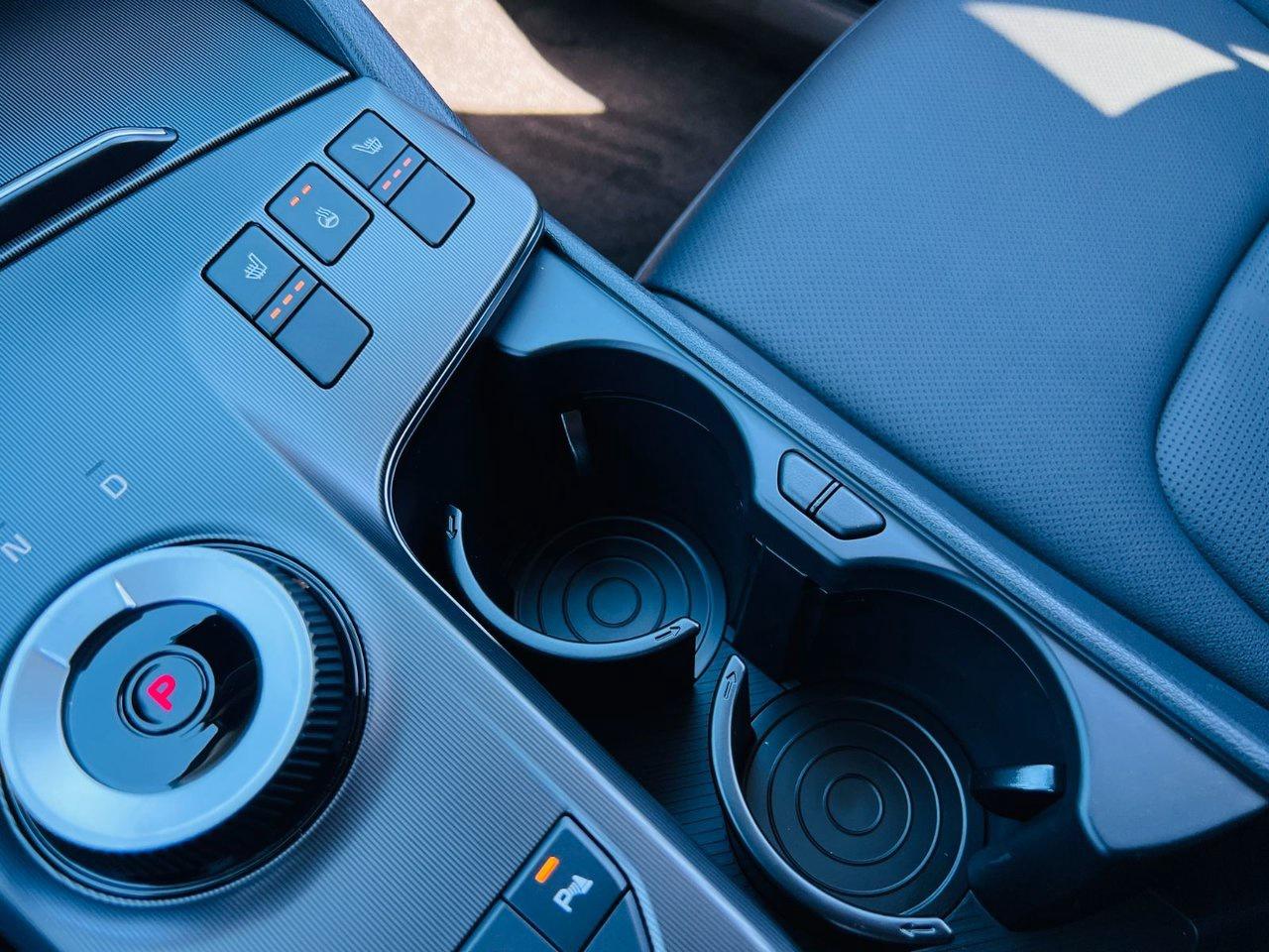 2026 Kia Sportage PHEV EX Photo