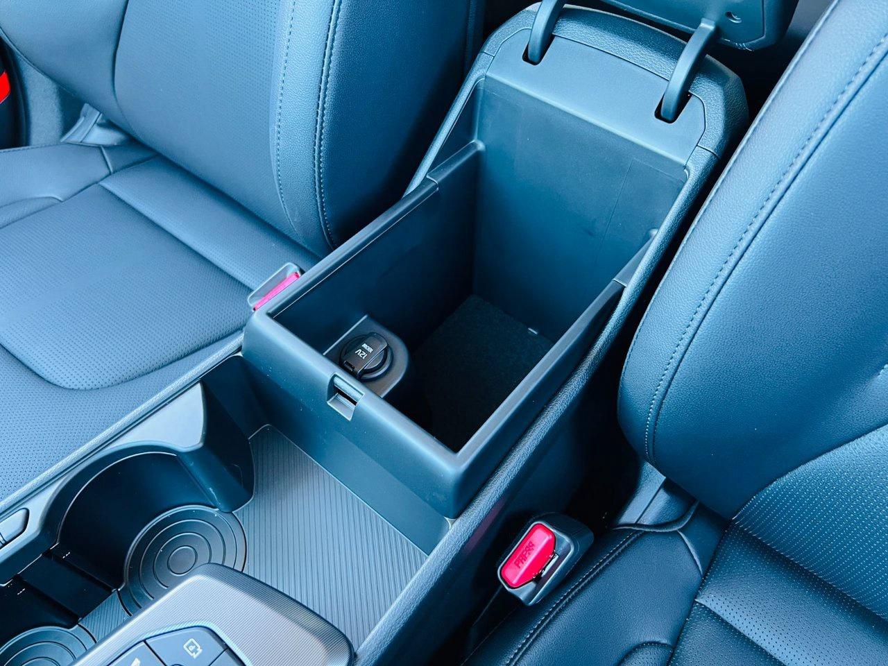 2026 Kia Sportage PHEV EX Photo