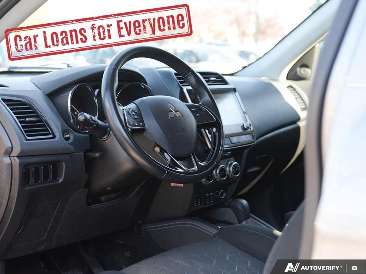 2022 Mitsubishi RVR SE