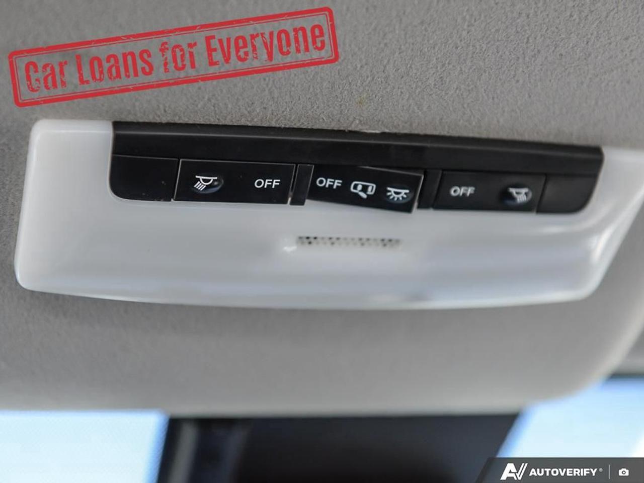 2021 Nissan Versa SV Photo