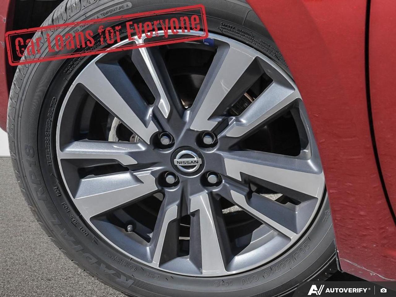 2021 Nissan Versa SV Photo