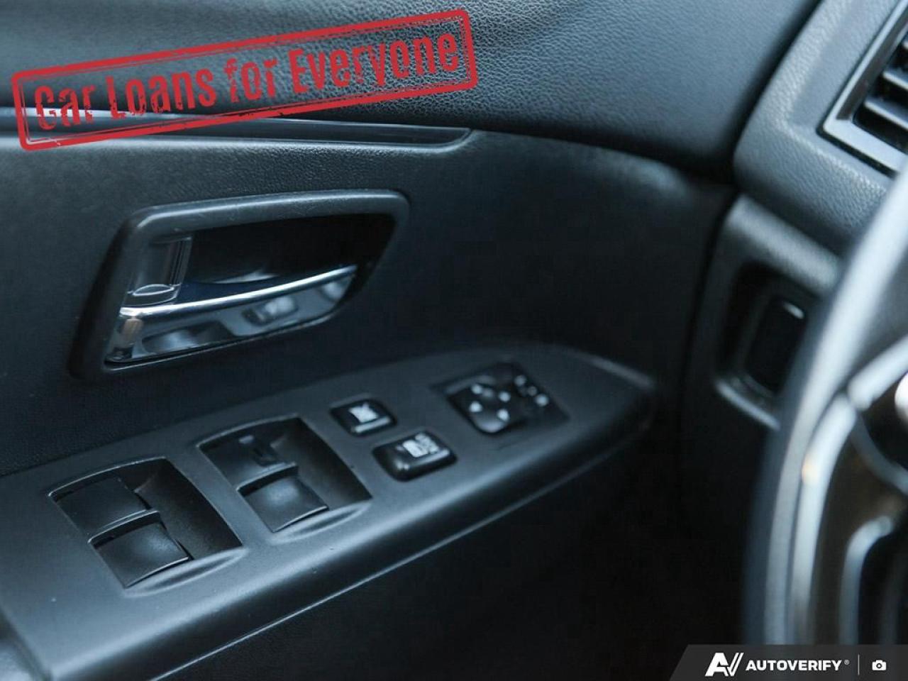 2022 Mitsubishi RVR SE Photo