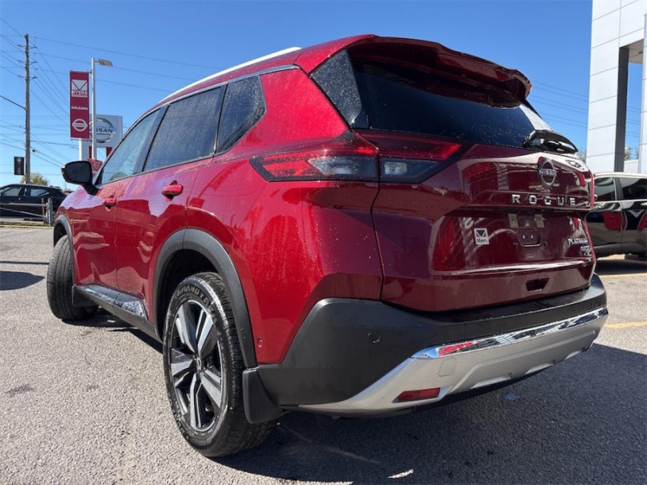 2023 Nissan Rogue Platinum  - HUD -  Moonroof Photo2