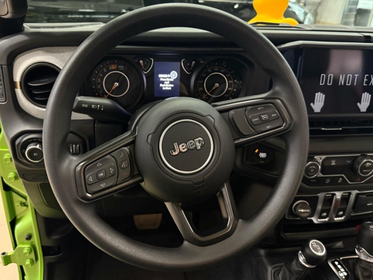 2025 Jeep Wrangler Sport  - Mobile Hotspot -  Proximity Key Photo2