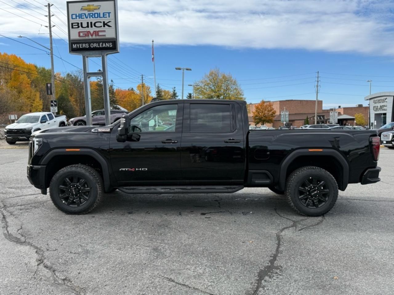 2026 GMC Sierra 2500 HD AT4 Photo