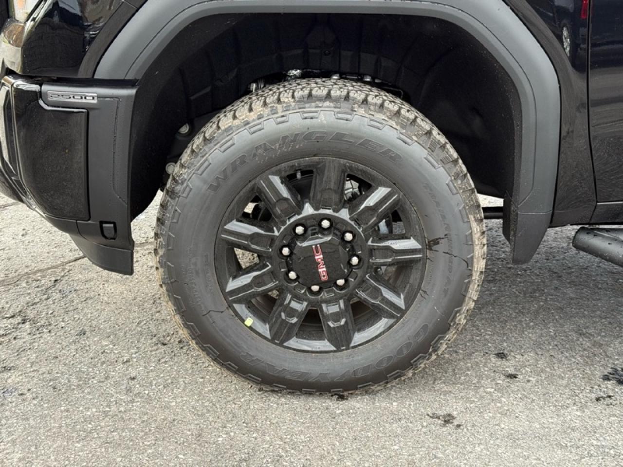 2026 GMC Sierra 2500 HD AT4 Photo