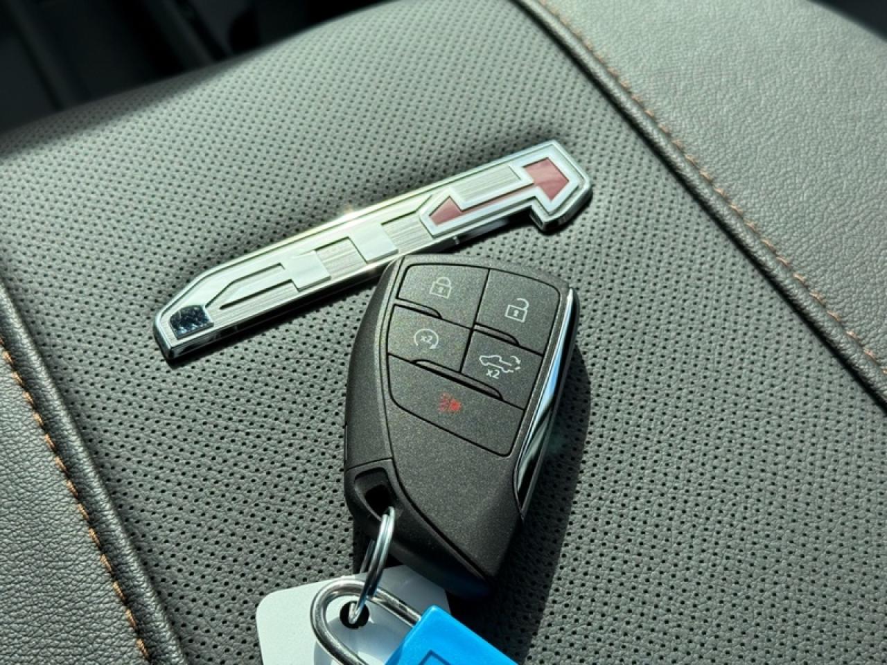 2026 GMC Sierra 2500 HD AT4 Photo