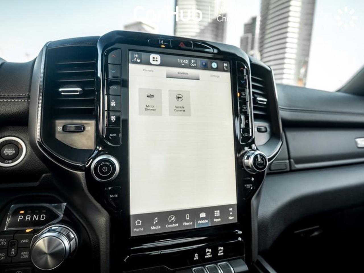 2026 RAM 1500 Sport 5'7'' Box Panoroof  12.3'' screen Tonneau Cover Side Steps 360 Camera Photo