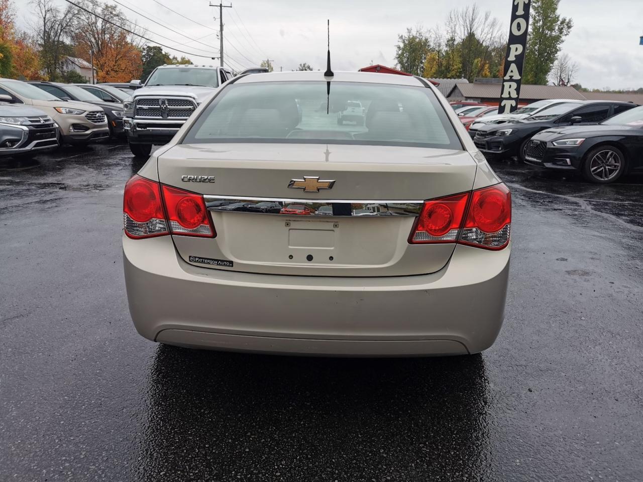 2012 Chevrolet Cruze 2LS - Photo #6