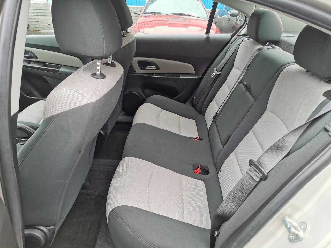 2012 Chevrolet Cruze 2LS - Photo #18