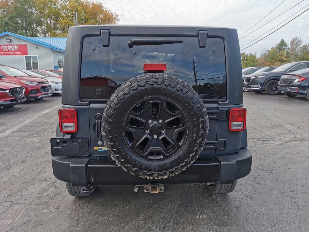 2017 Jeep Wrangler SPORT - Photo #4