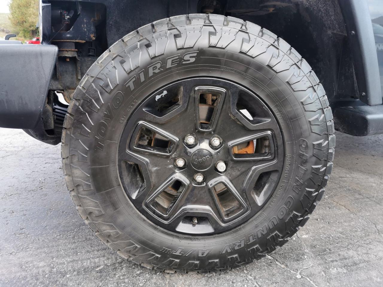 2017 Jeep Wrangler SPORT - Photo #10