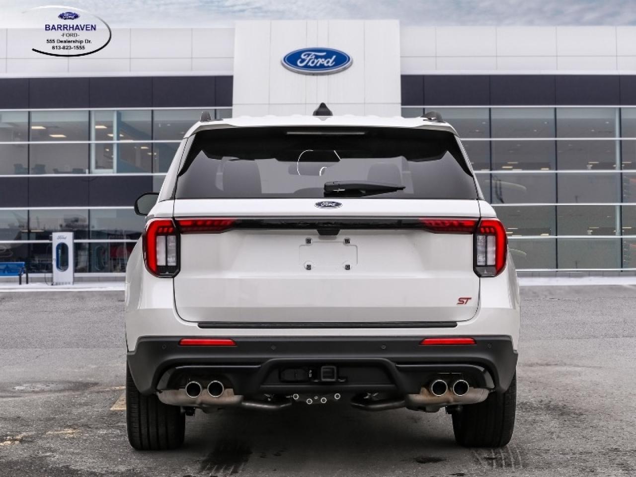 2025 Ford Explorer ST Photo3