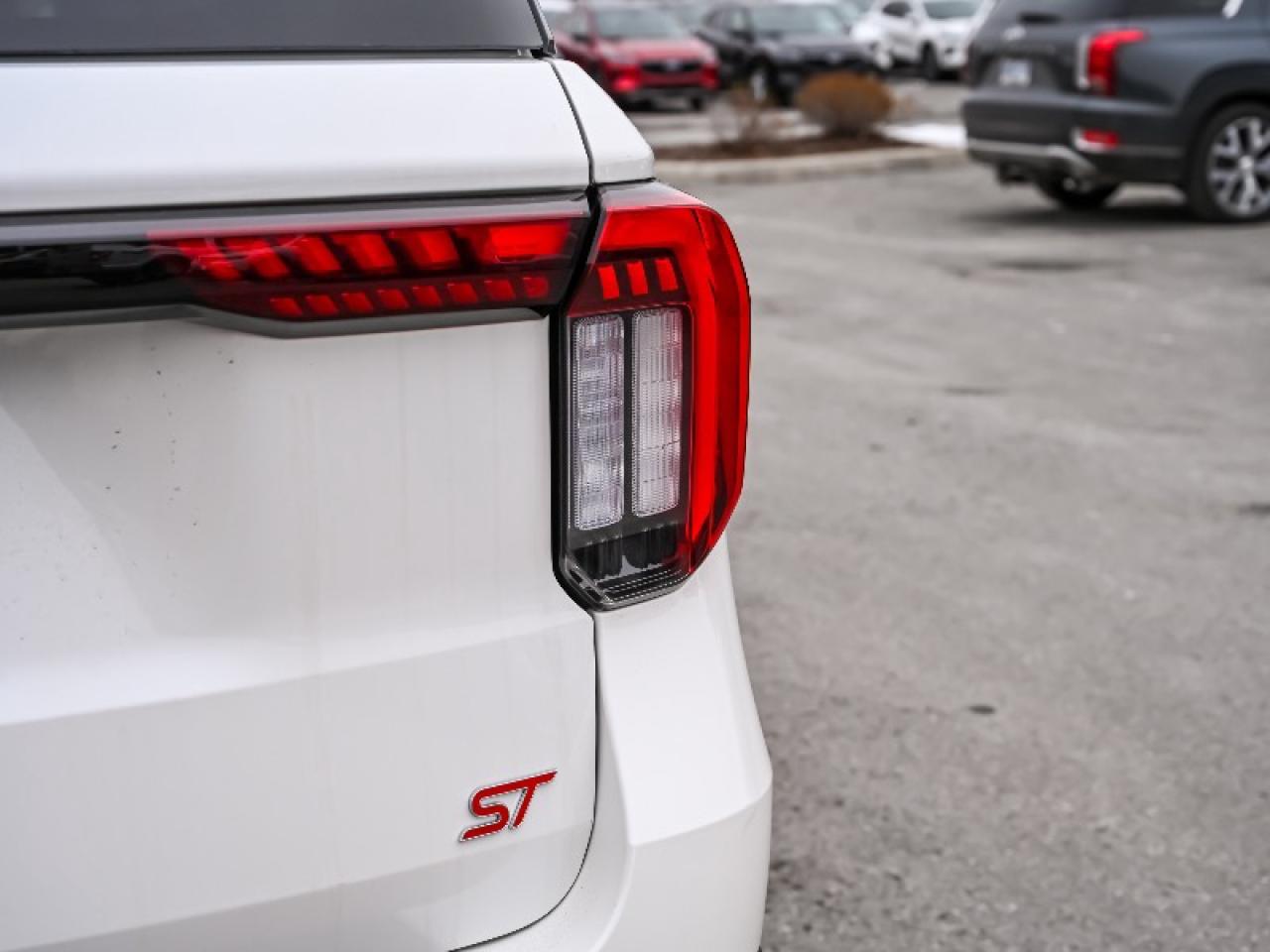 2025 Ford Explorer ST Photo