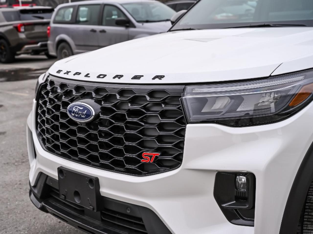 2025 Ford Explorer ST Photo