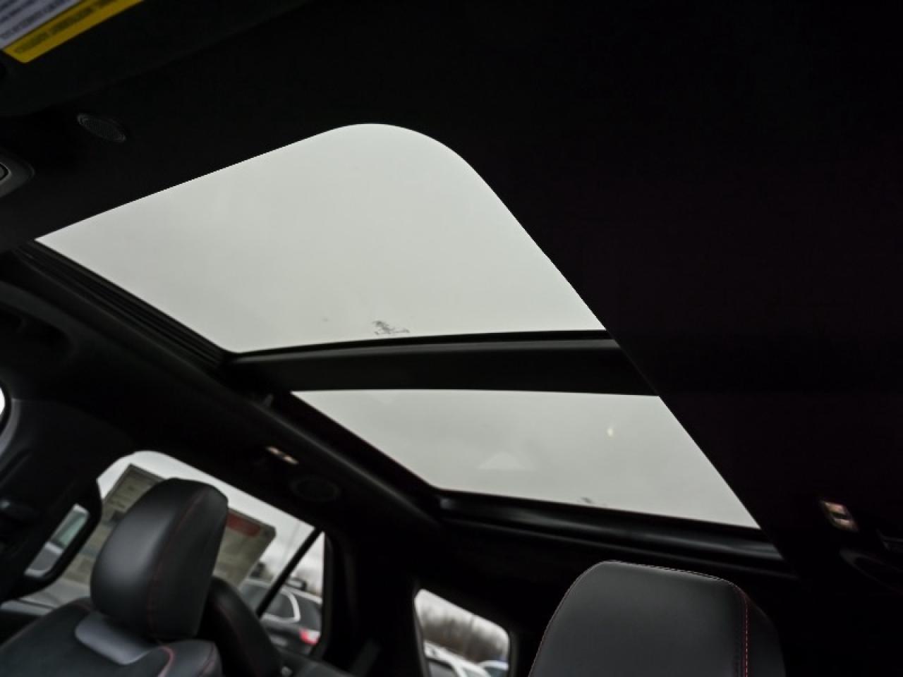 2025 Ford Explorer ST Photo