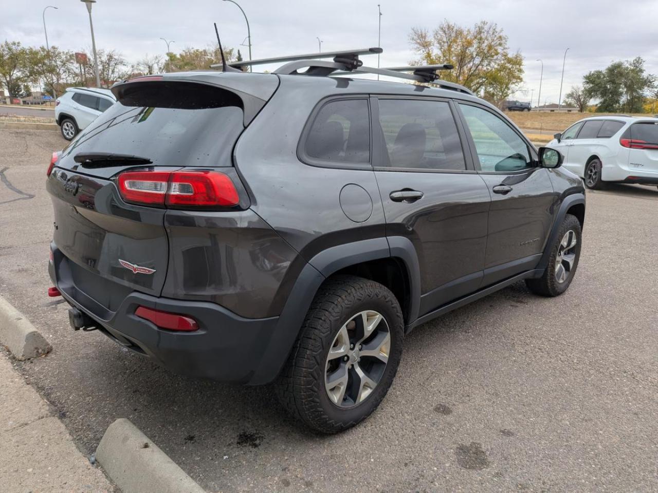2017 Jeep Cherokee 4WD 4DR L PLUS PKG Photo
