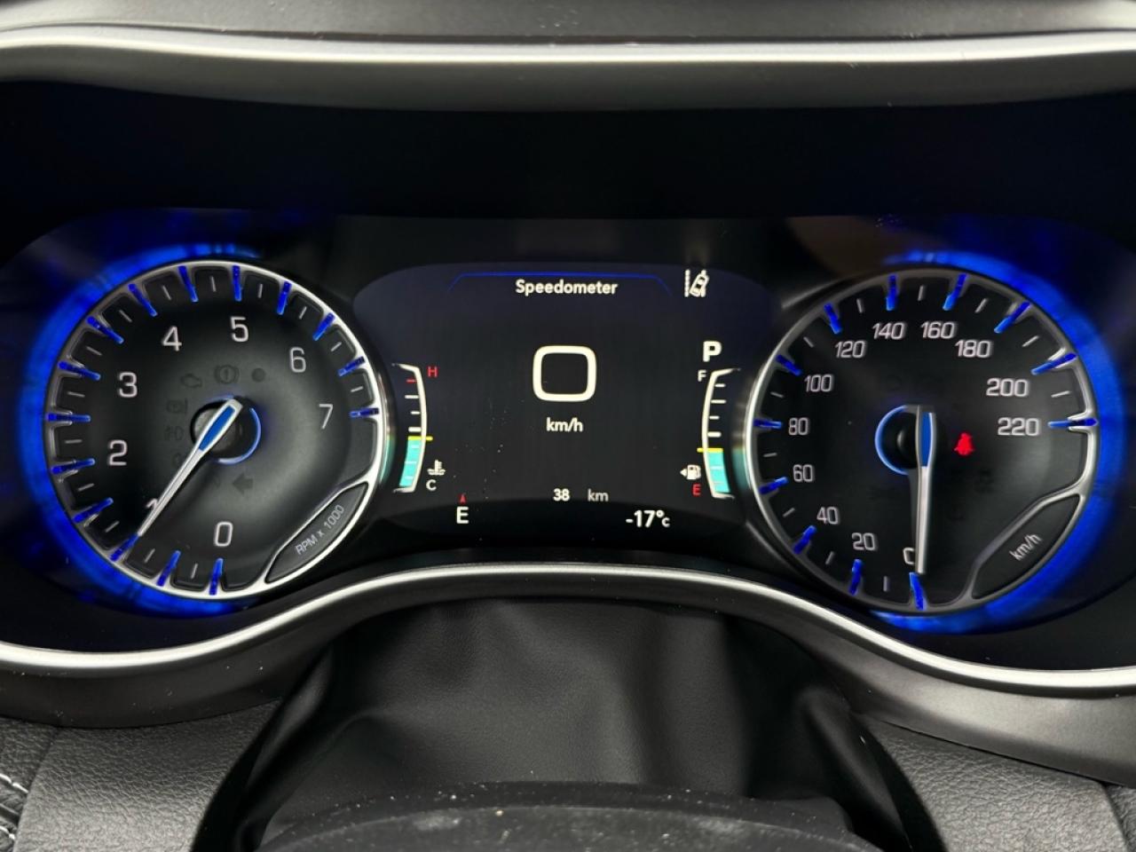 2026 Chrysler Pacifica Select  - Apple CarPlay - $173.07 /Wk Photo