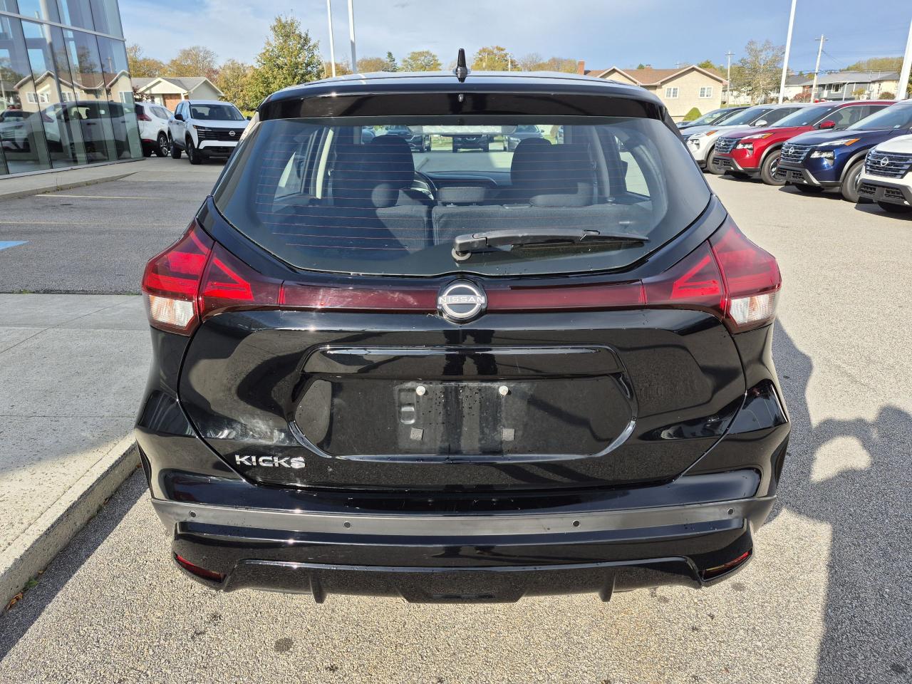2022 Nissan Kicks S Photo20