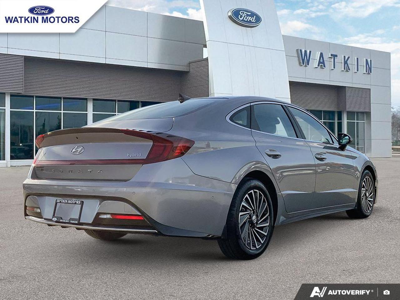 2023 Hyundai Sonata Hybrid Ultimate Photo4