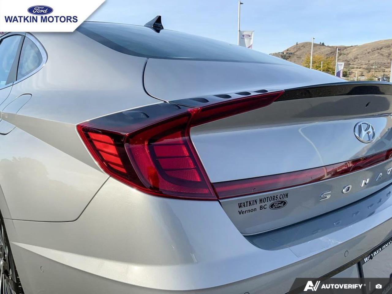 2023 Hyundai Sonata Hybrid Ultimate Photo13
