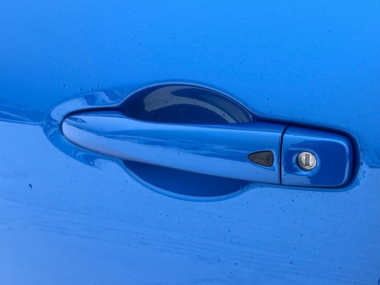 2025 Nissan Kicks Play SV FWD Photo