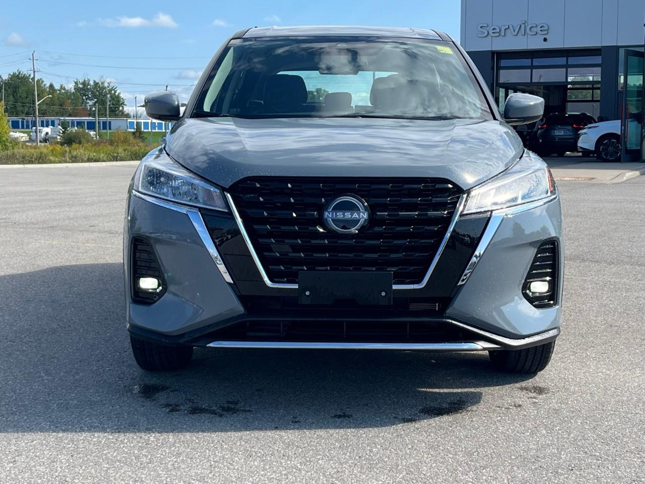 2025 Nissan Kicks Play S FWD Photo