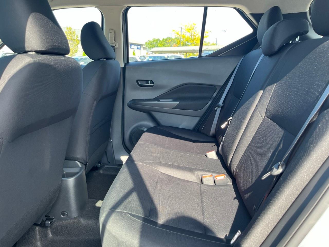 2025 Nissan Kicks Play S FWD Photo