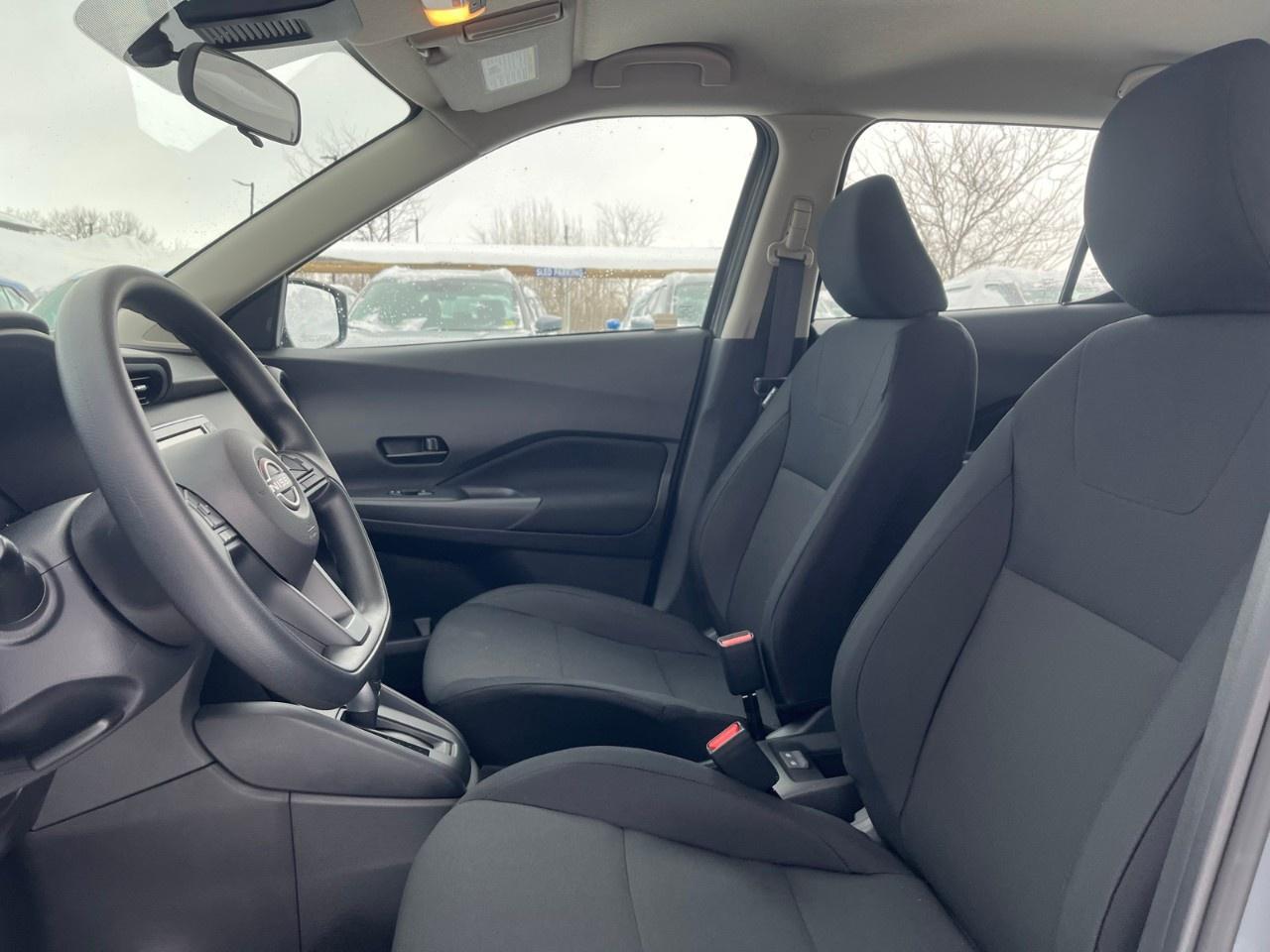 2025 Nissan Kicks Play S FWD Photo