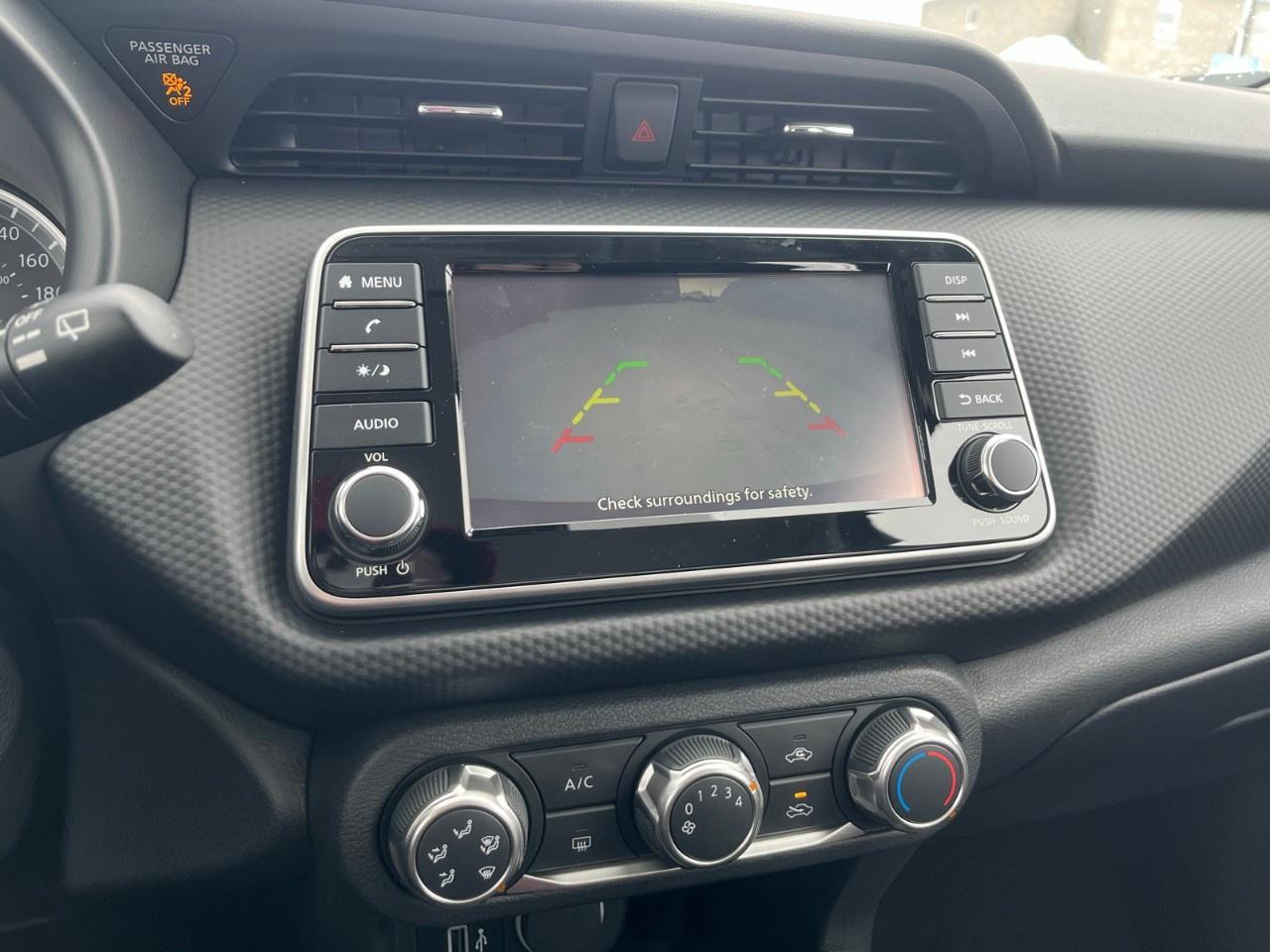 2025 Nissan Kicks Play S FWD Photo