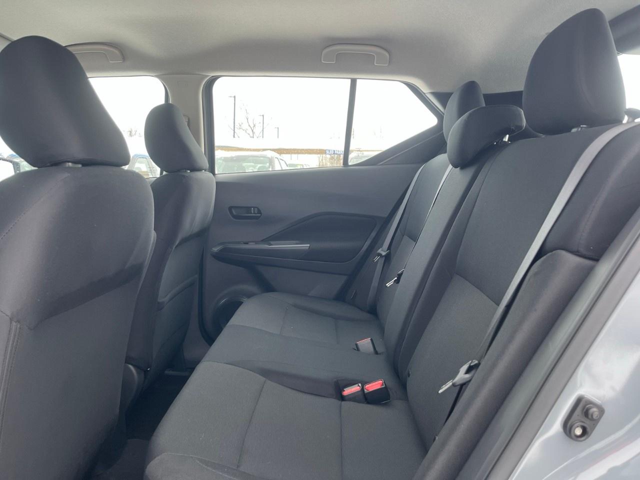 2025 Nissan Kicks Play S FWD Photo