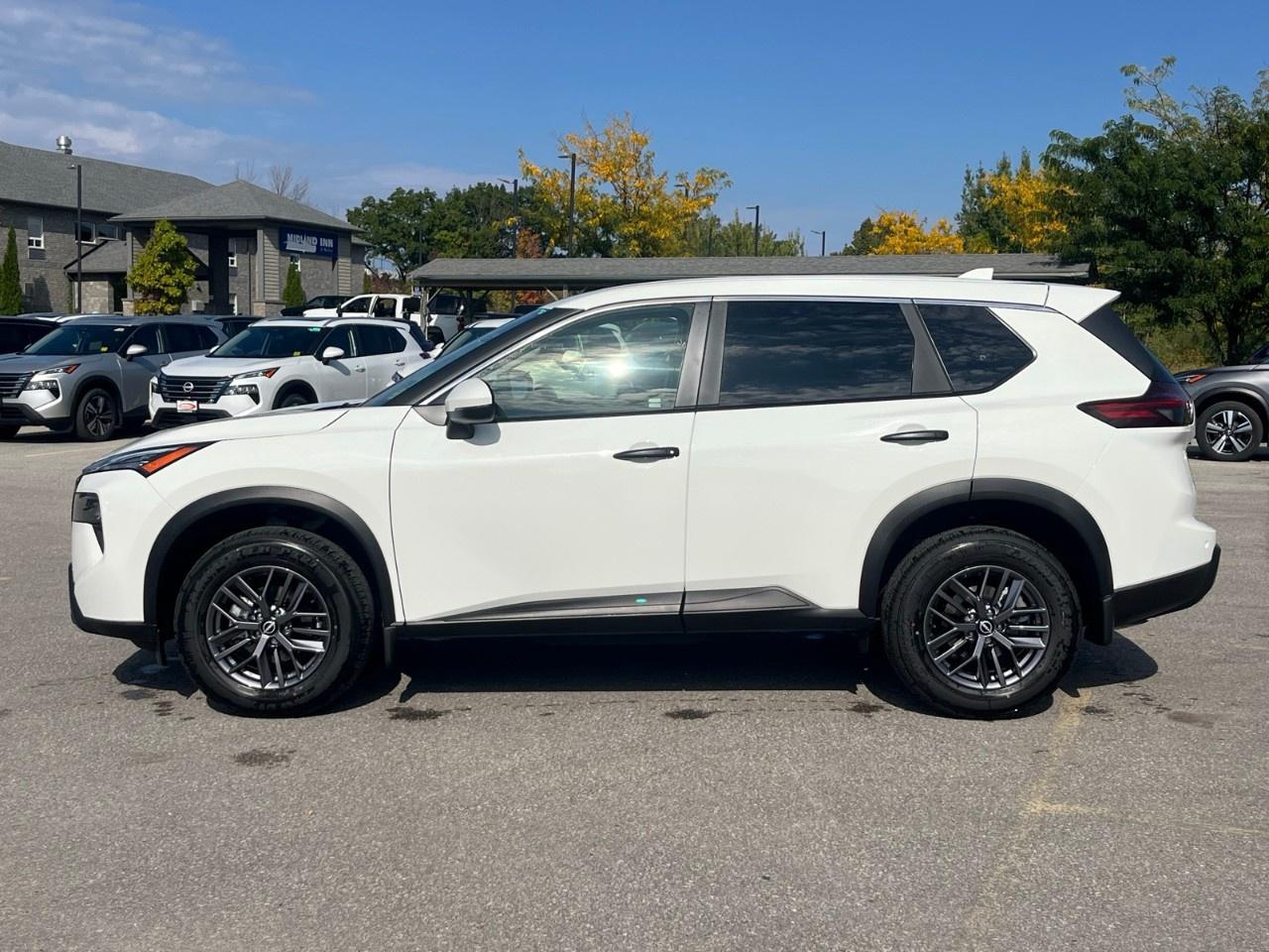 2026 Nissan Rogue AWD S Photo3