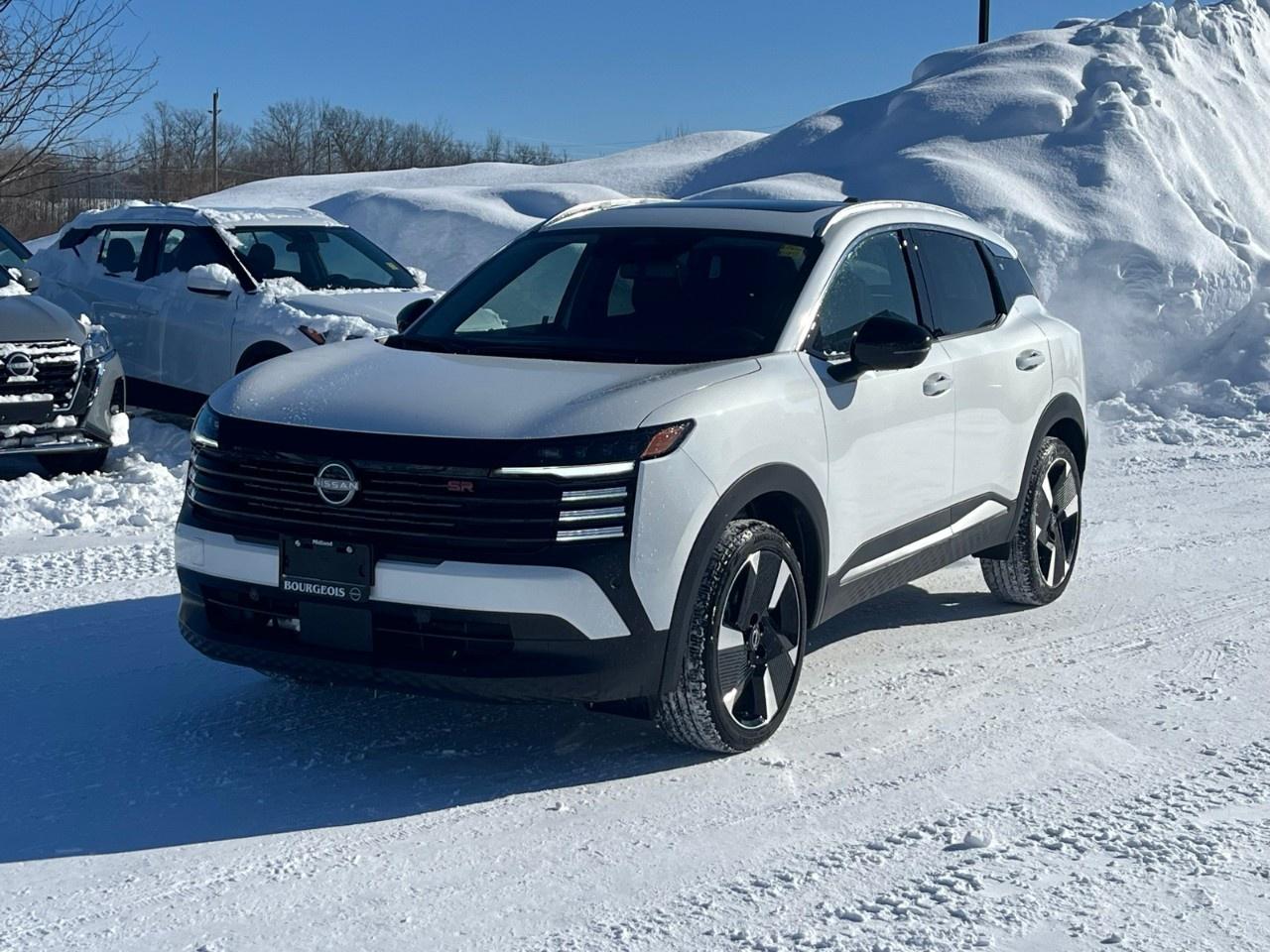 2026 Nissan Kicks SR AWD Photo2