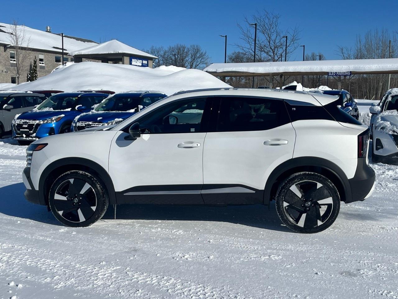 2026 Nissan Kicks SR AWD Photo
