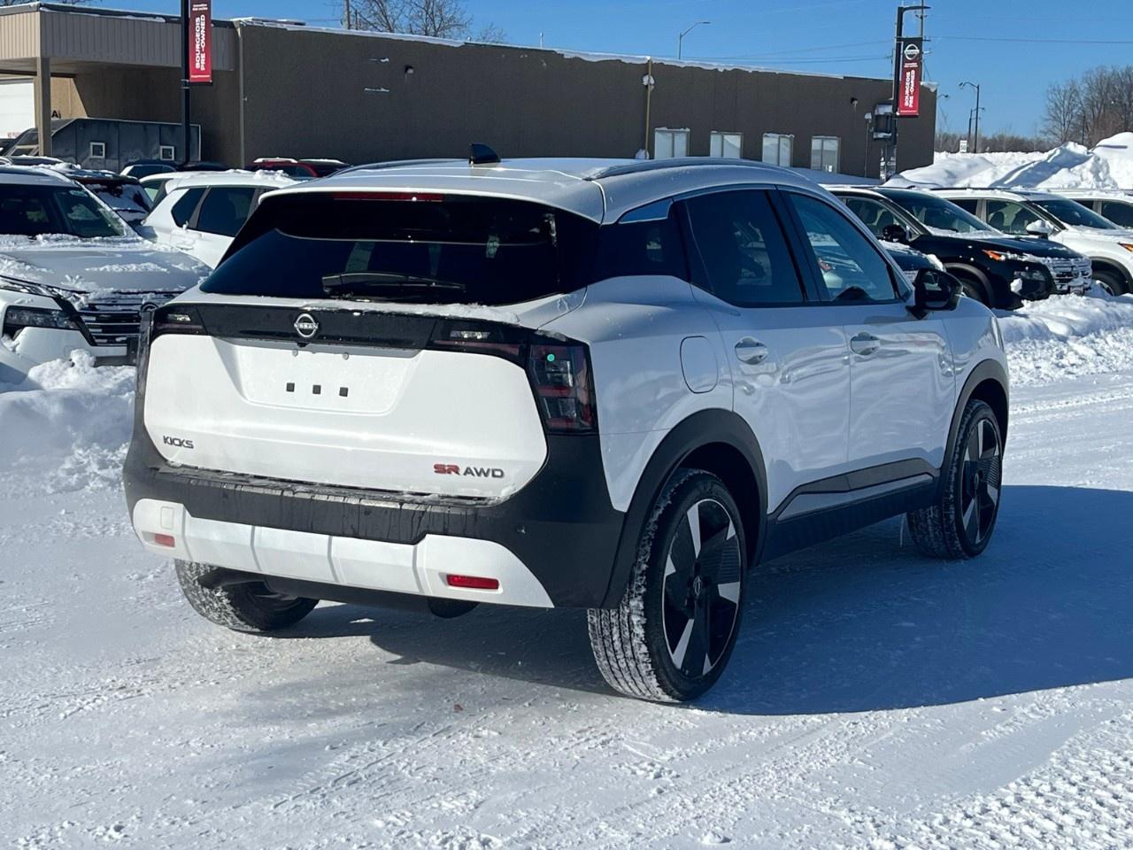 2026 Nissan Kicks SR AWD Photo