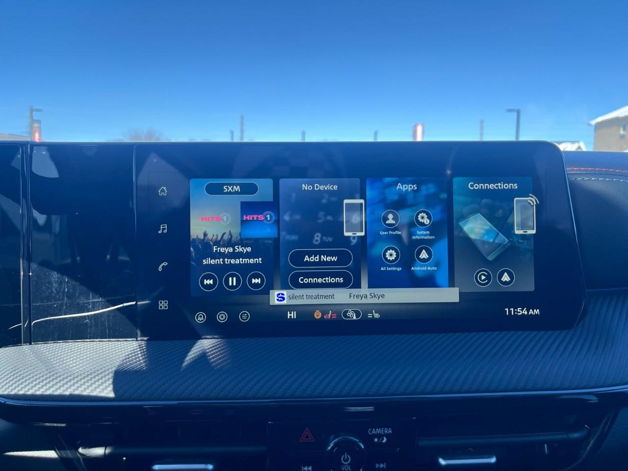 2026 Nissan Kicks SR AWD Photo