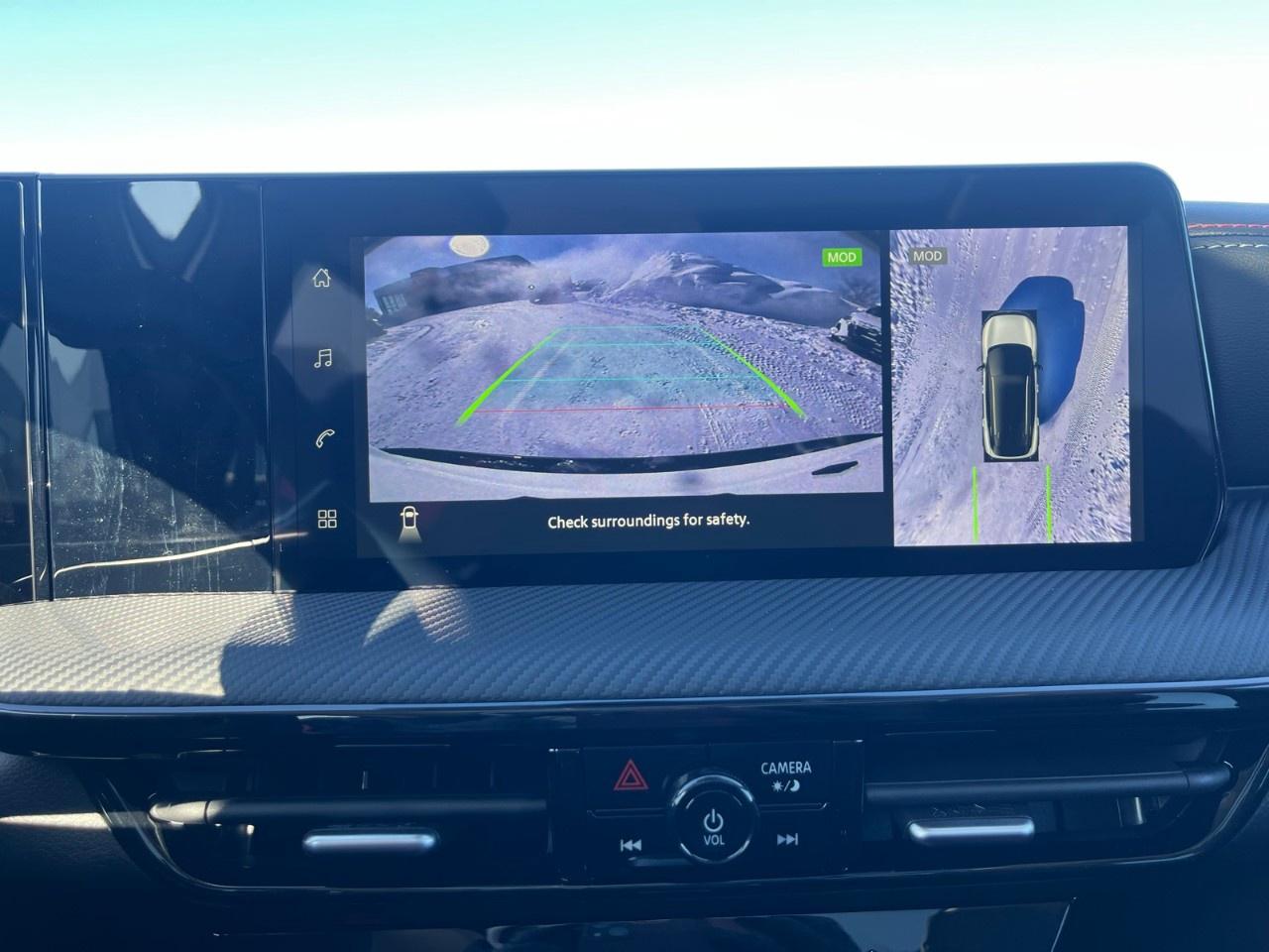 2026 Nissan Kicks SR AWD Photo