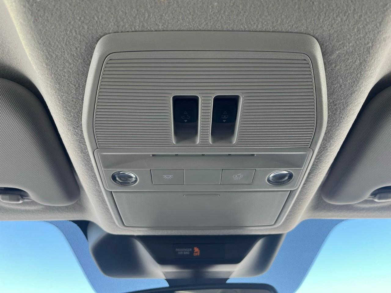 2026 Nissan Kicks SR AWD Photo