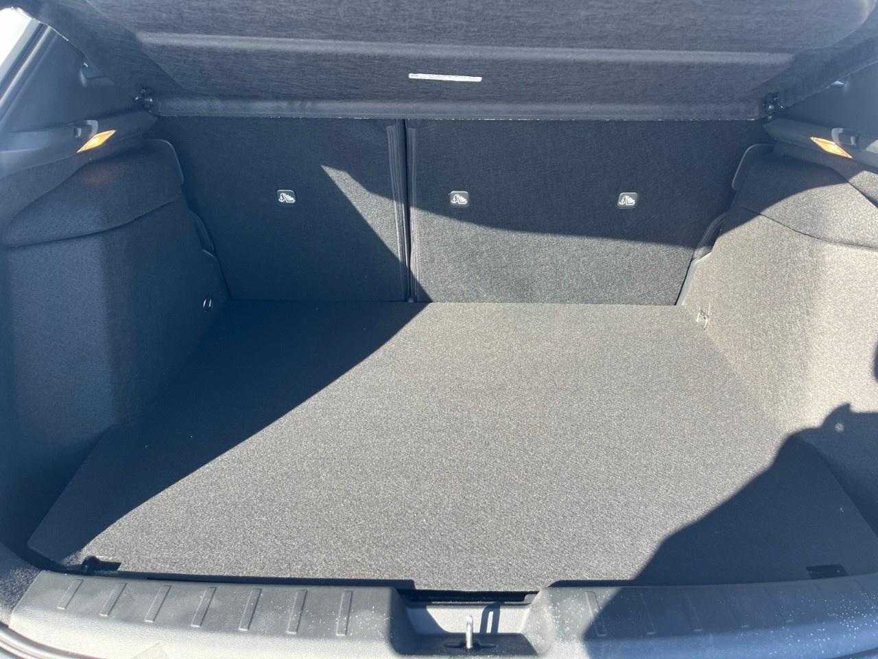 2026 Nissan Kicks SR AWD Photo