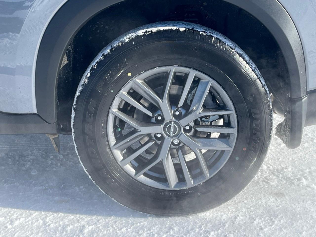 2026 Nissan Rogue AWD S Photo4