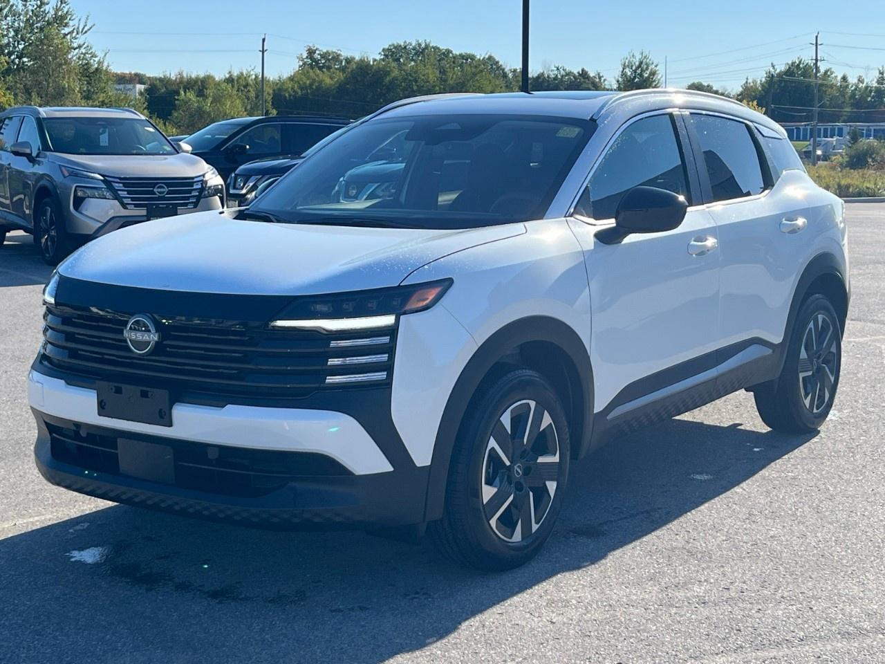 2026 Nissan Kicks SV AWD Photo2