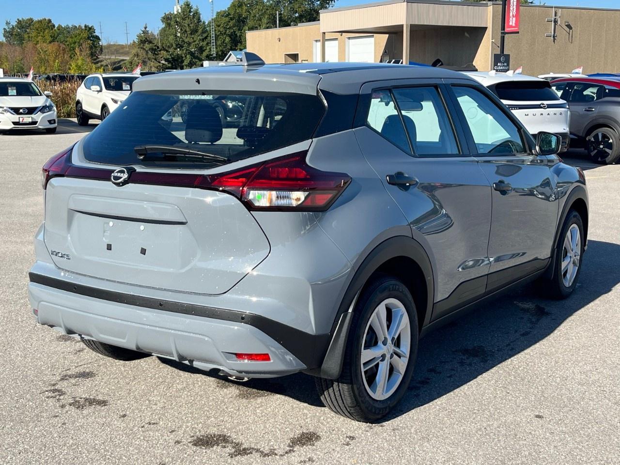 2025 Nissan Kicks Play S FWD Photo