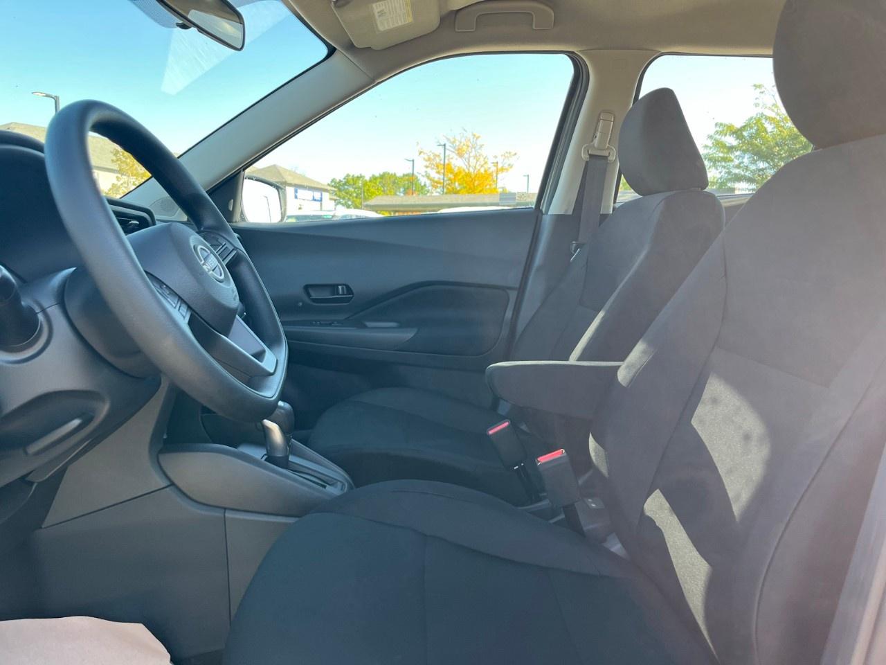 2025 Nissan Kicks Play S FWD Photo